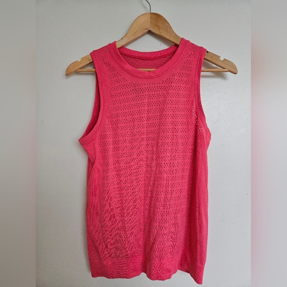 EUC Lululemon Breeze By Muscle Tank II In Glossy, Size 4 - Picture 1 of 4